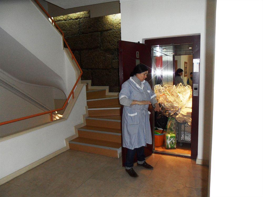Hotel Moon&Sun Braga Bagian luar foto