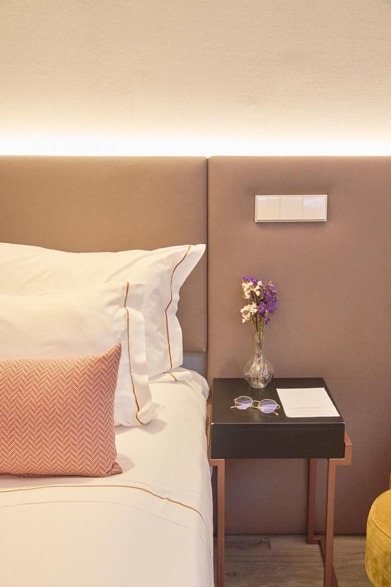 Hotel Moon&Sun Braga Bagian luar foto