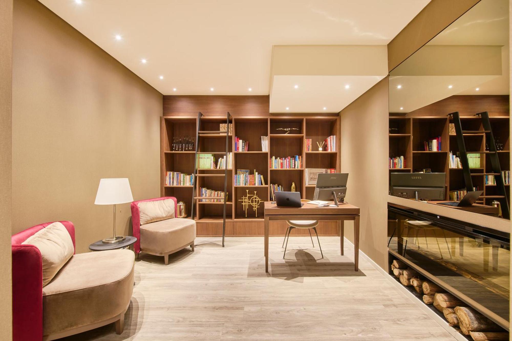 Hotel Moon&Sun Braga Bagian luar foto