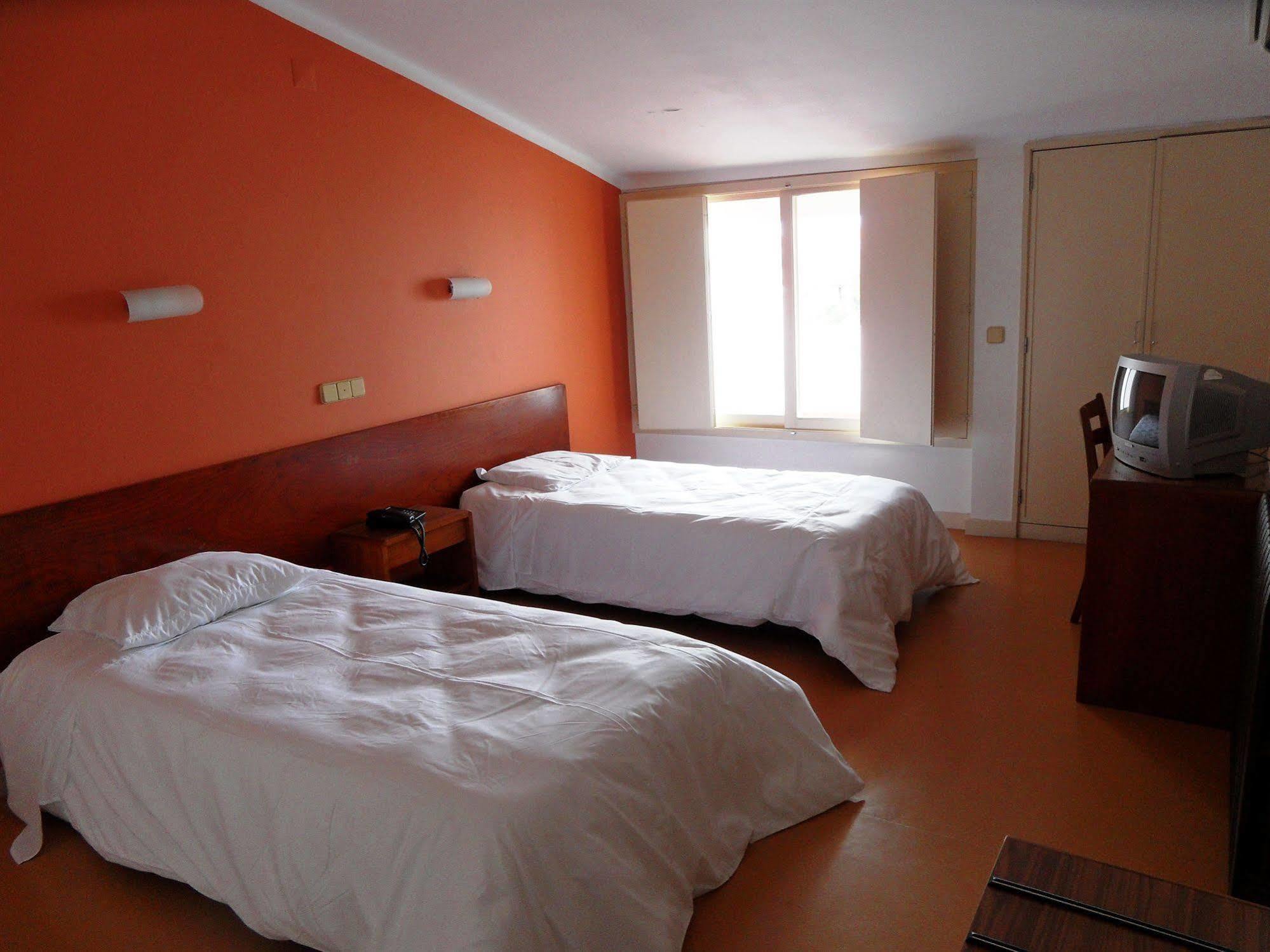 Hotel Moon&Sun Braga Bagian luar foto