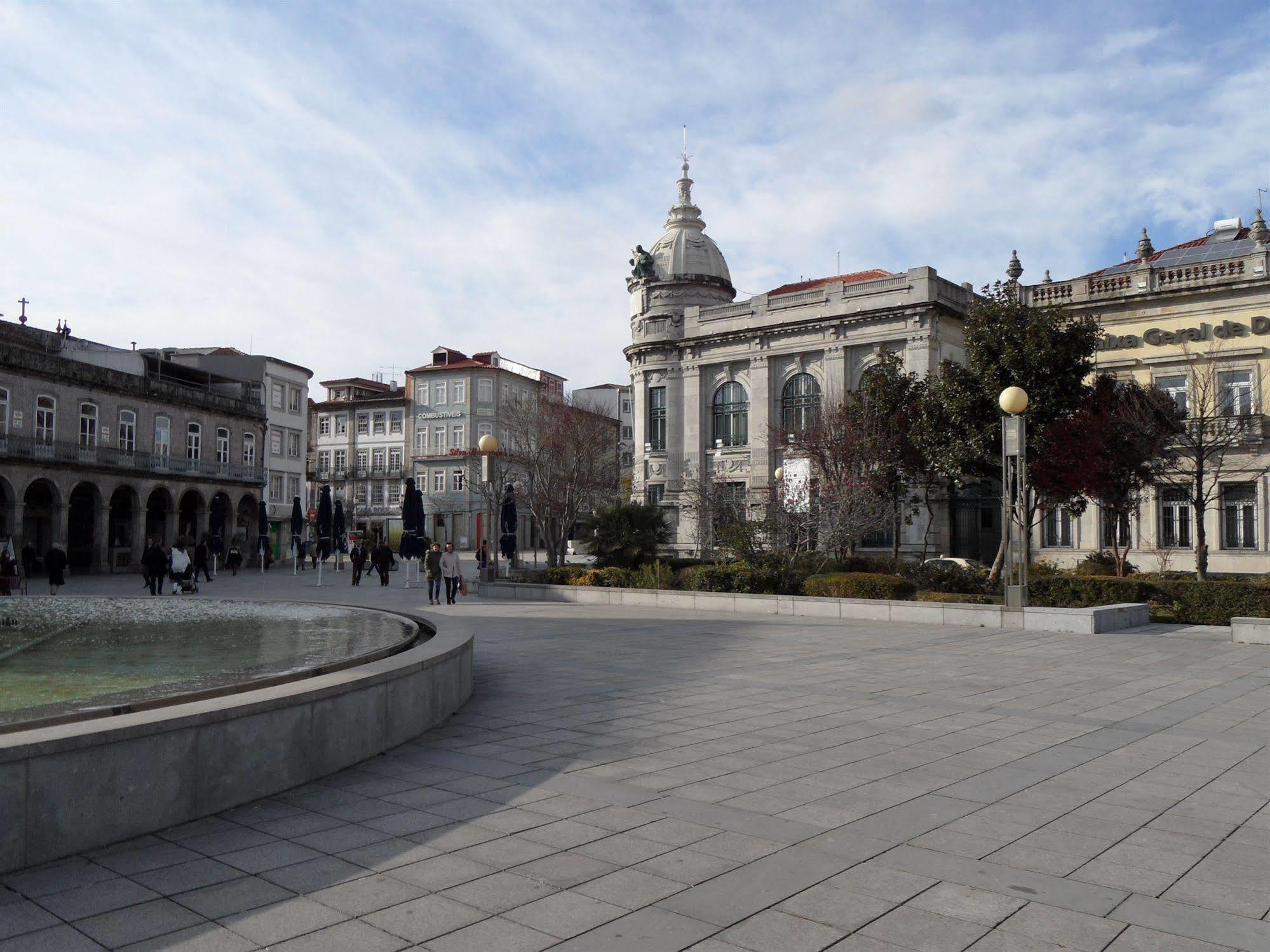 Hotel Moon&Sun Braga Bagian luar foto